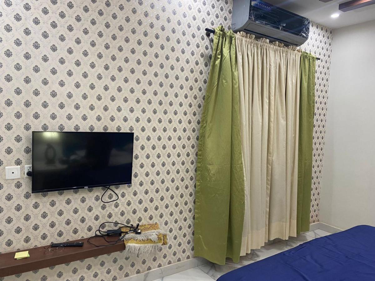 Grey Orchard Homestay - A Family Place لاهور المظهر الخارجي الصورة