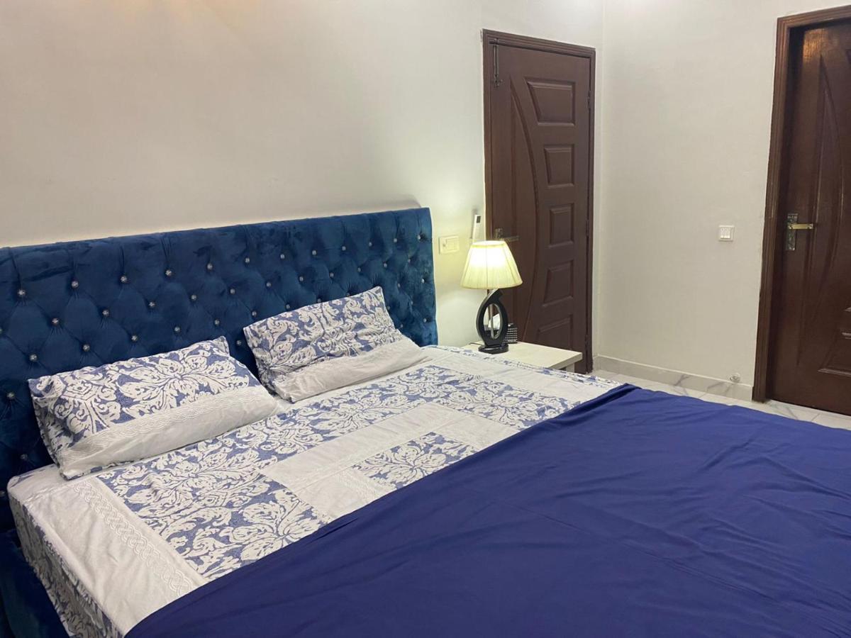 Grey Orchard Homestay - A Family Place لاهور المظهر الخارجي الصورة
