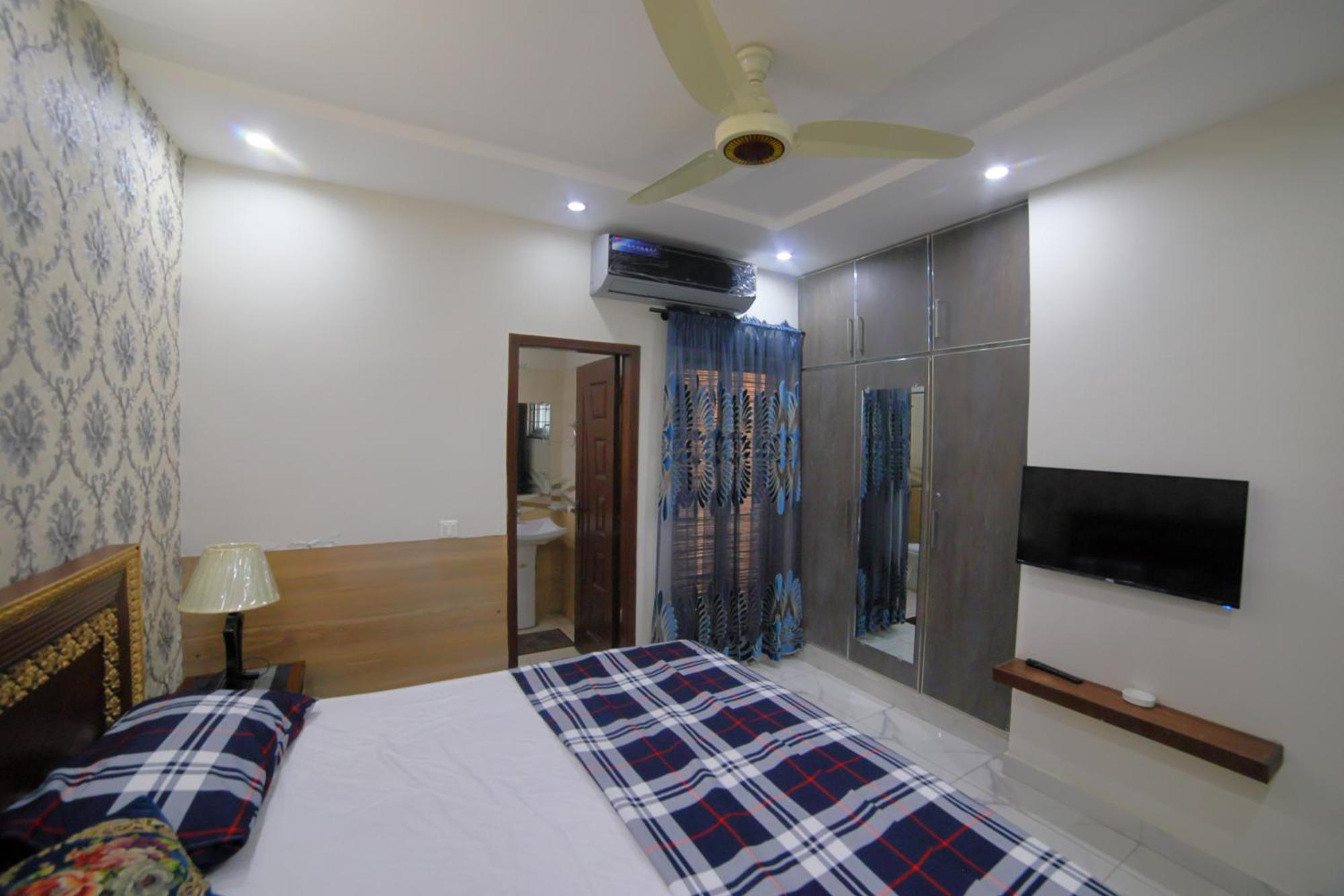 Grey Orchard Homestay - A Family Place لاهور المظهر الخارجي الصورة